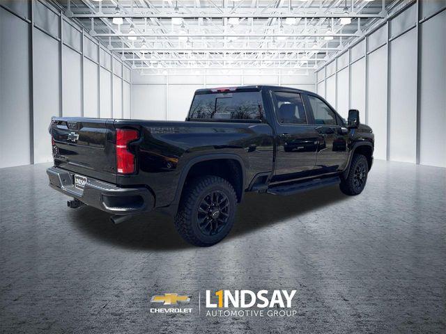 2026 Chevrolet Silverado 3500HD Crew Cab, Standard Bed, LT, 4WD