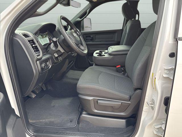 2026 Ram 3500 Tradesman Crew Cab 4x4 8' Box