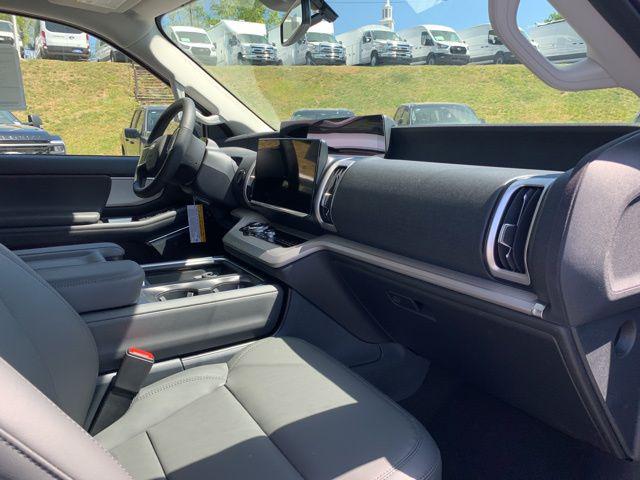 2026 Ford Expedition Max Active MAX