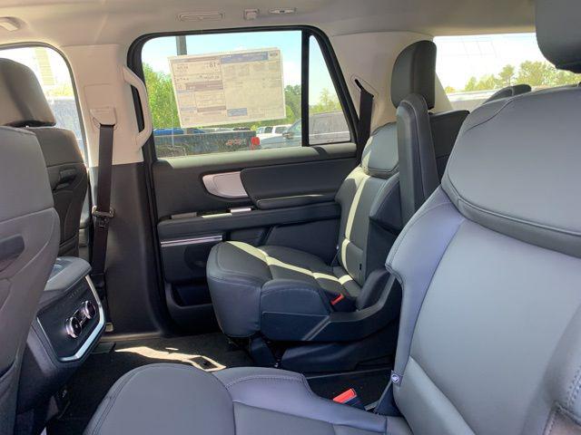 2026 Ford Expedition Max Active MAX