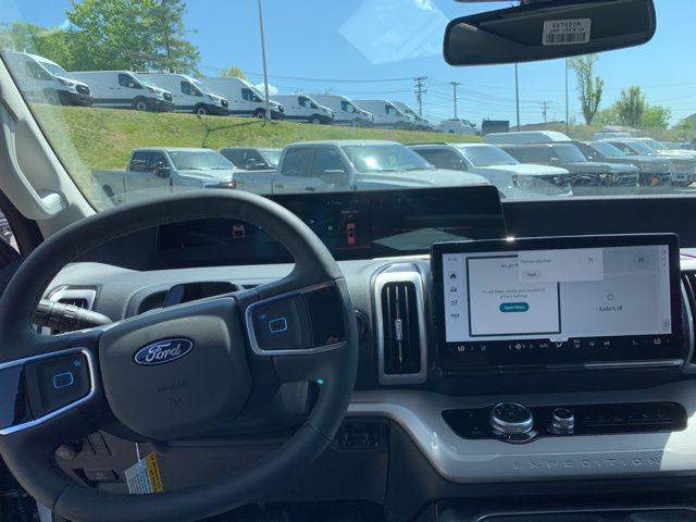 2026 Ford Expedition Max Active MAX