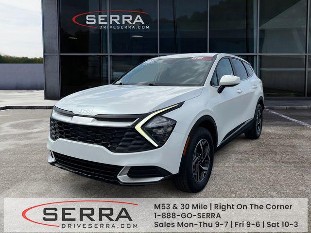 Snow White Pearl 2023 Kia Sportage LX AWD SUV / Crossover All-Wheel Drive Automatic