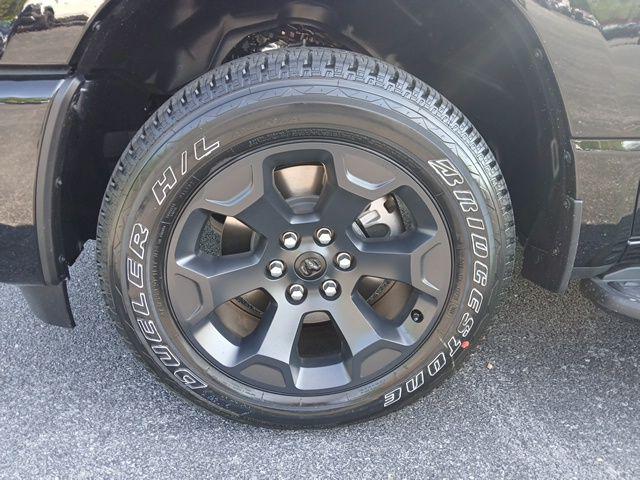 2026 RAM Ram 1500 RAM 1500 EXPRESS CREW CAB 4X4 57 BOX