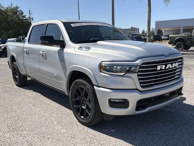 2026 RAM Ram 1500 RAM 1500 LARAMIE CREW CAB 4X4 64 BOX