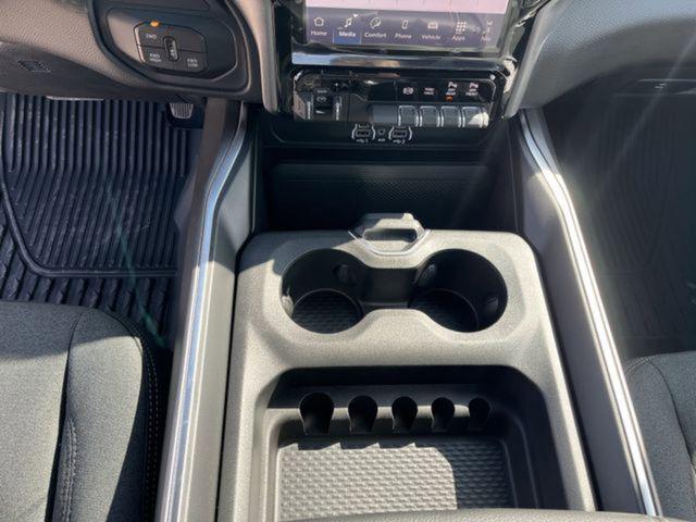2026 Ram 3500 Lone Star Crew Cab 4x4 8' Box