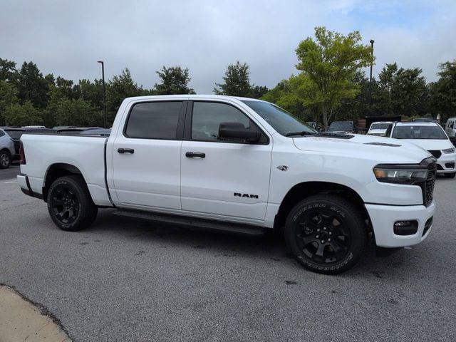 2026 RAM Ram 1500 RAM 1500 EXPRESS CREW CAB 4X4 57 BOX
