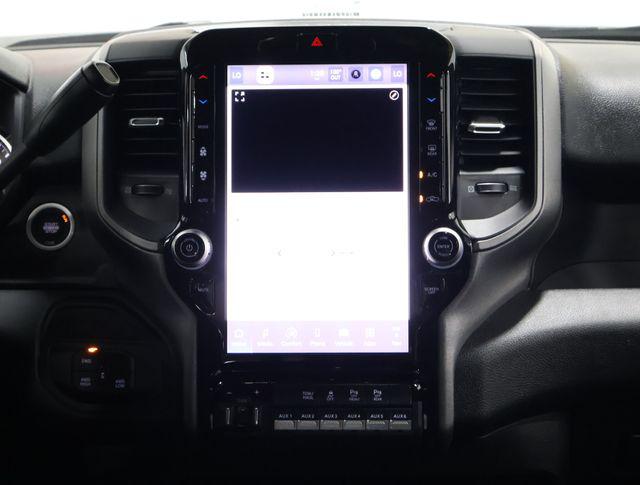 2026 RAM Ram 3500 RAM 3500 TRADESMAN CREW CAB 4X4 8 BOX