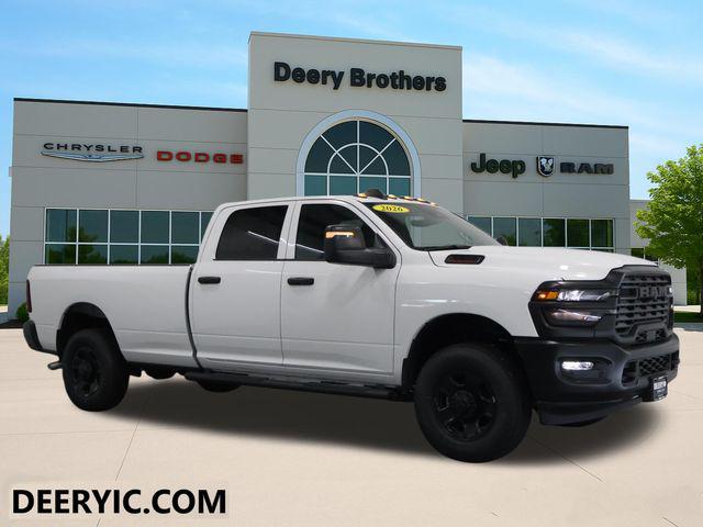 2026 RAM Ram 3500 RAM 3500 TRADESMAN CREW CAB 4X4 8 BOX