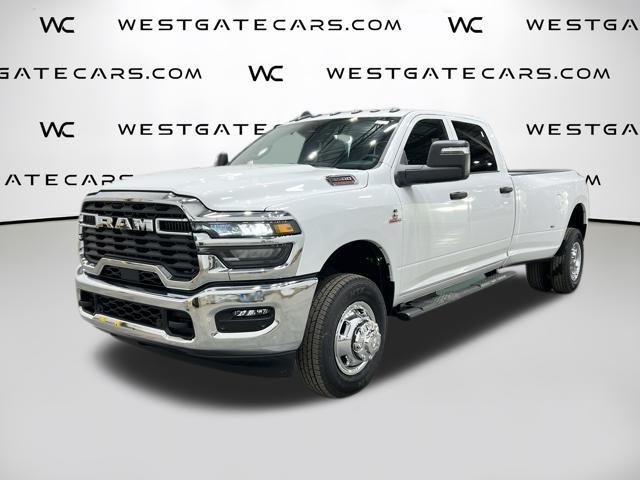 2026 RAM Ram 3500 RAM 3500 TRADESMAN CREW CAB 4X4 8 BOX