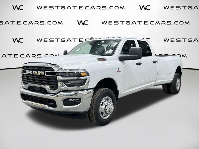 2026 RAM Ram 3500 RAM 3500 TRADESMAN CREW CAB 4X4 8 BOX