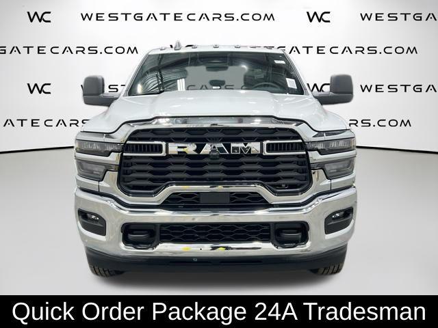 2026 RAM Ram 3500 RAM 3500 TRADESMAN CREW CAB 4X4 8 BOX