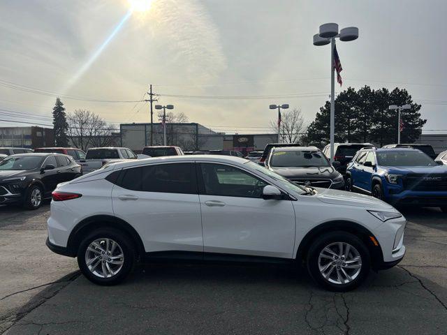 View vehicle photo 4