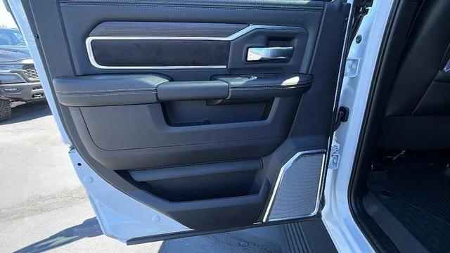 2026 Ram 2500 Laramie Mega Cab 4x4 6'4" Box