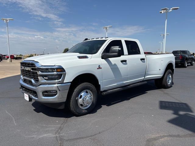 2026 RAM Ram 3500 RAM 3500 TRADESMAN CREW CAB 4X4 8 BOX