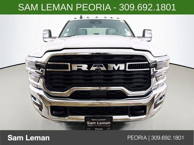 2026 RAM 3500 Chassis RAM 3500 TRADESMAN CREW CAB CHASSIS 4X4 60 CA