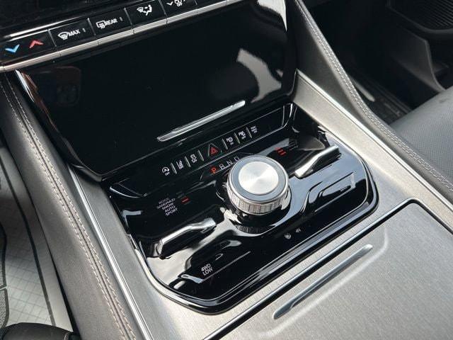 2026 Jeep Grand Wagoneer Upland 4x4