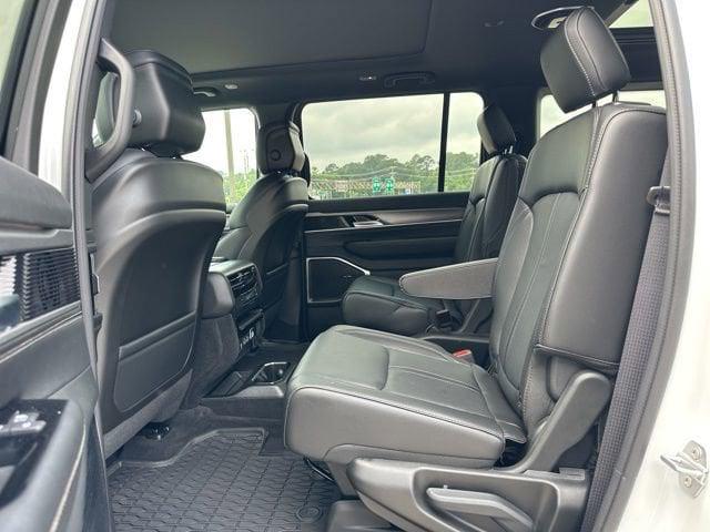 2026 Jeep Grand Wagoneer Upland 4x4