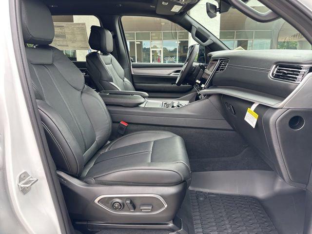 2026 Jeep Grand Wagoneer Upland 4x4