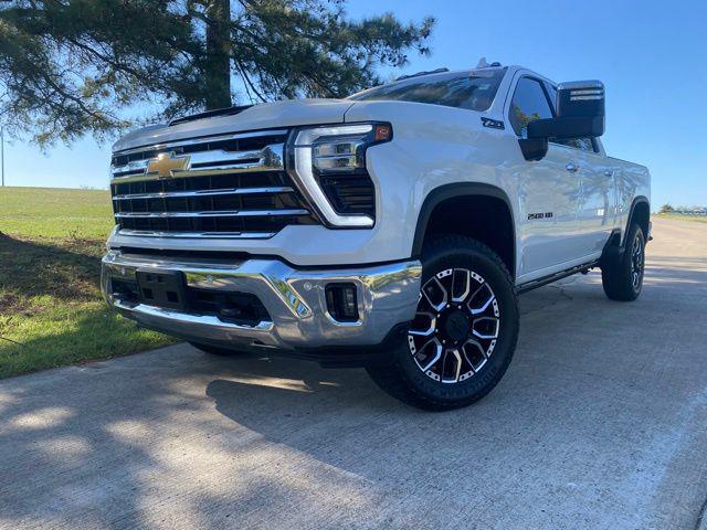 2024 Chevrolet Silverado 2500HD 4WD Crew Cab Standard Bed LTZ