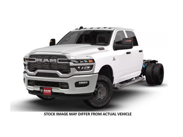2026 RAM Ram 3500 Chassis Cab RAM 3500 BIG HORN CREW CAB CHASSIS 4X4 60 CA