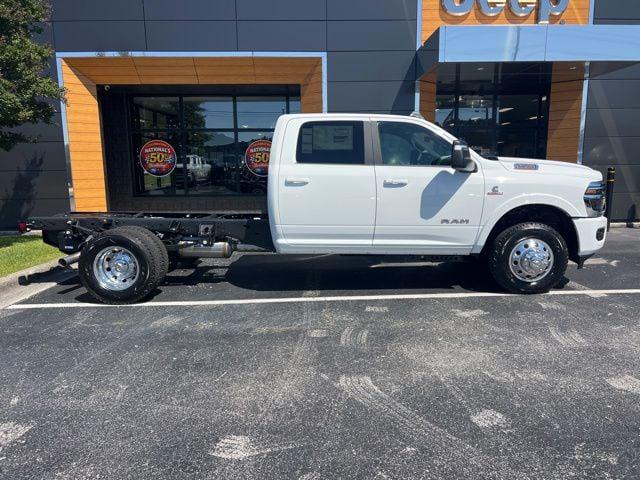 2026 RAM 3500 Chassis RAM 3500 BIG HORN CREW CAB CHASSIS 4X4 60 CA