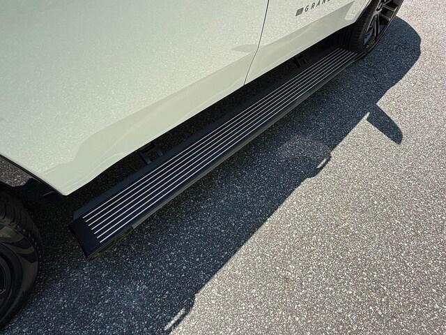 2026 Jeep Grand Wagoneer Summit Reserve 4x4