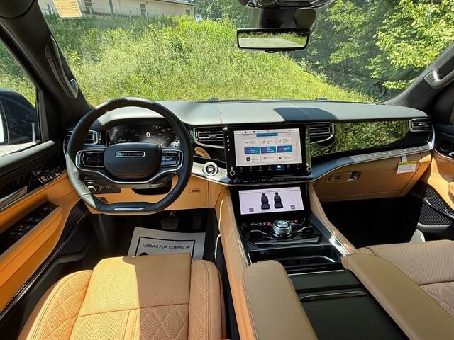2026 Jeep Grand Wagoneer Summit Reserve 4x4