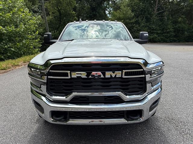 2026 RAM 5500 Chassis RAM 5500 TRADESMAN CHASSIS REGULAR CAB 4X4 84 CA 2026 RAM 5500 Chassis RAM 5500 TRADESMAN CHASSIS REGULAR CAB 4X4 84 CA