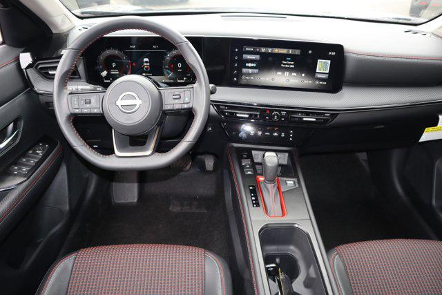 2025 Nissan Kicks SR Intelligent AWD