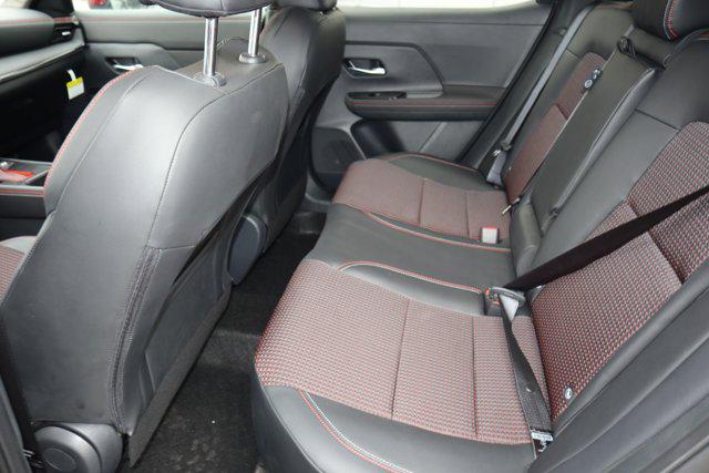2025 Nissan Kicks SR Intelligent AWD
