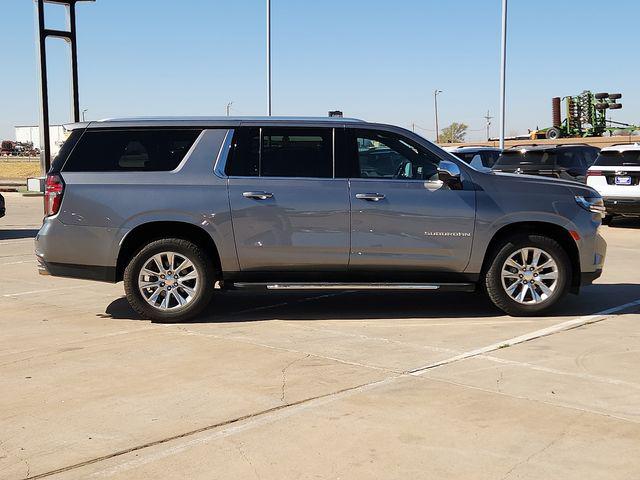 2022 Chevrolet Suburban 4WD Premier