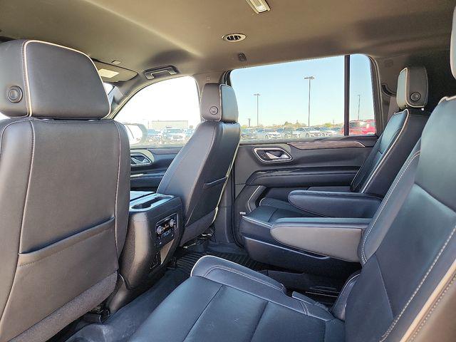 2022 Chevrolet Suburban 4WD Premier