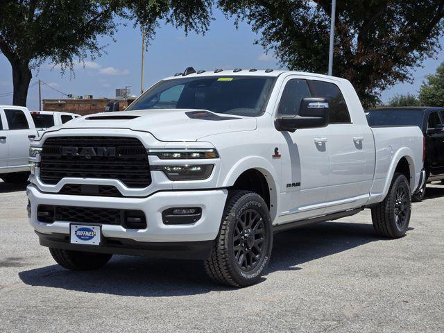 2026 RAM 3500 RAM 3500 LIMITED MEGA CAB 4X4 64 BOX