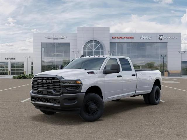 2026 Ram 3500 Tradesman Crew Cab 4x4 8' Box
