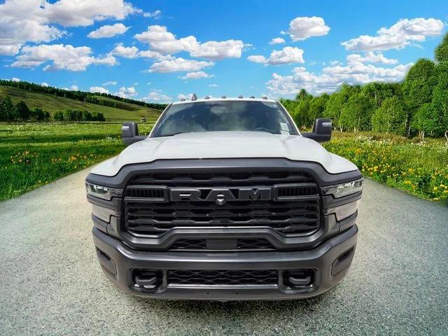 2026 RAM 3500 Chassis RAM 3500 TRADESMAN CREW CAB CHASSIS 4X4 60 CA