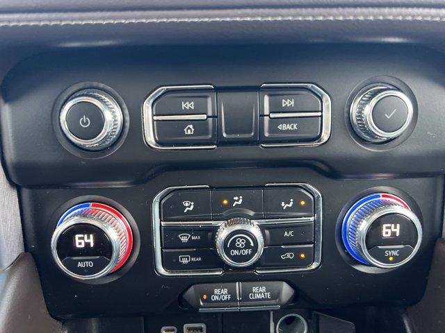 2021 GMC Yukon XL 4WD SLE