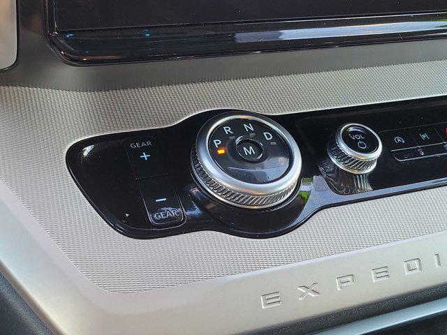 2025 Ford Expedition Active MAX