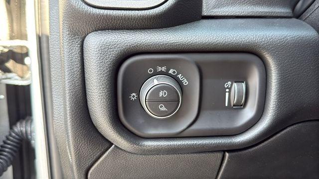 2026 Ram 2500 Tradesman Crew Cab 4x4 64 Box