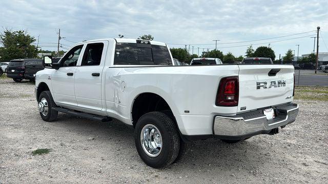 2026 Ram 3500 Tradesman Crew Cab 4x4 8 Box