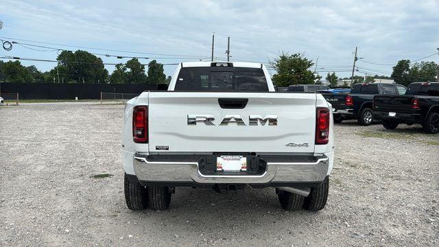 2026 Ram 3500 Tradesman Crew Cab 4x4 8 Box