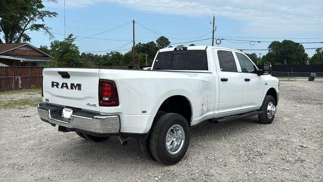 2026 Ram 3500 Tradesman Crew Cab 4x4 8 Box