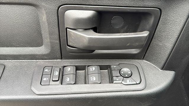 2026 Ram 3500 Tradesman Crew Cab 4x4 8 Box