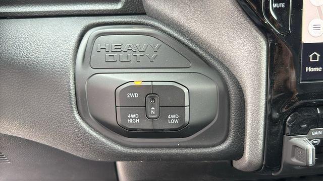2026 Ram 3500 Tradesman Crew Cab 4x4 8 Box