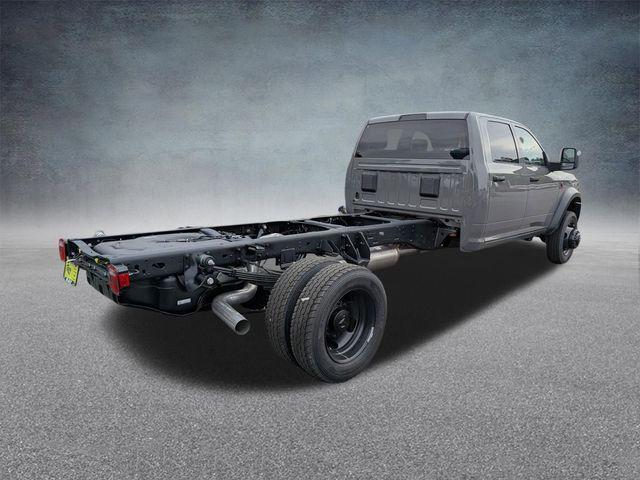 2026 RAM Ram 5500 Chassis Cab RAM 5500 TRADESMAN CHASSIS CREW CAB 4X4 84 CA