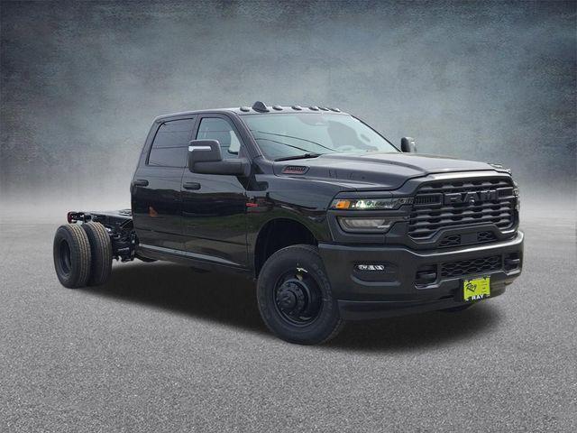 2026 RAM Ram 3500 Chassis Cab RAM 3500 TRADESMAN CREW CAB CHASSIS 4X4 60 CA 2026 RAM Ram 3500 Chassis Cab RAM 3500 TRADESMAN CREW CAB CHASSIS 4X4 60 CA