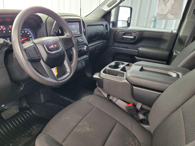 2023 GMC Sierra 2500HD 2WD Crew Cab Standard Bed Pro