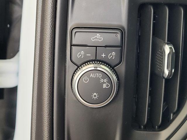 2023 GMC Sierra 2500HD 2WD Crew Cab Standard Bed Pro