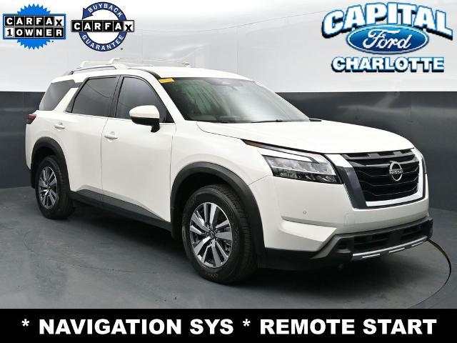 2023 Nissan Pathfinder SL 4WD