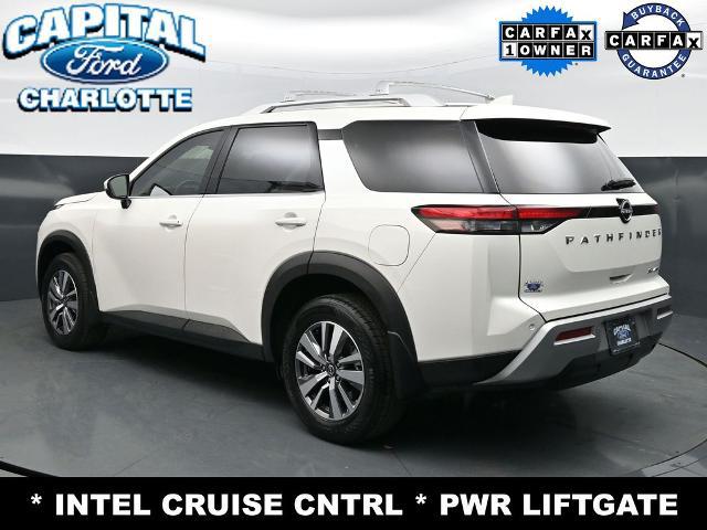2023 Nissan Pathfinder SL 4WD