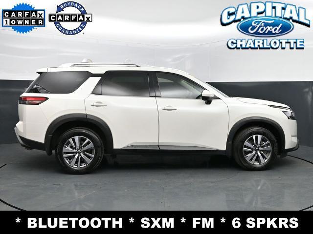 2023 Nissan Pathfinder SL 4WD